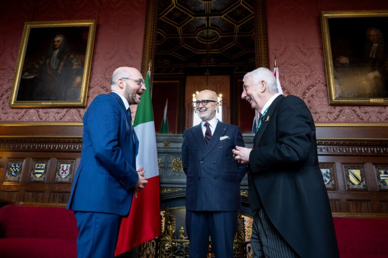 260310_Italian Speaker-08_71195